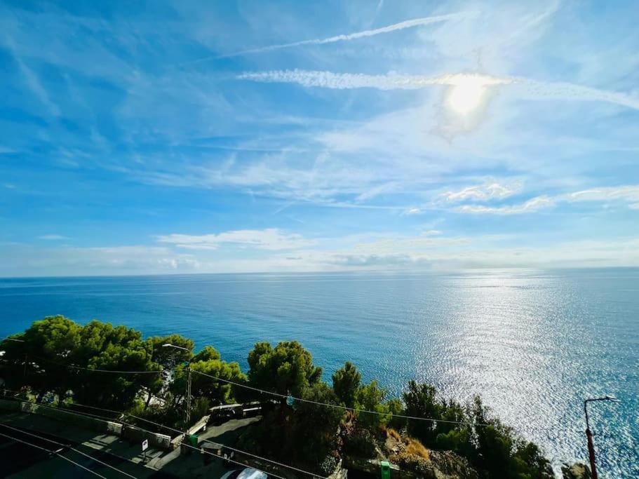Suite Sunset 21 - Fronte Mare San Remo Buitenkant foto