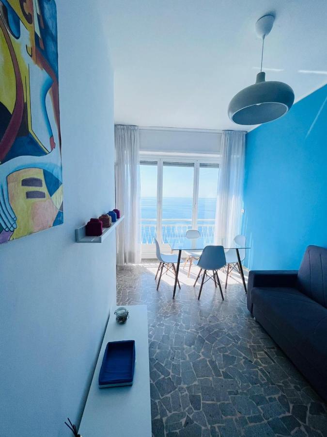 Suite Sunset 21 - Fronte Mare San Remo Buitenkant foto